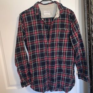 Women’s flannel/ jacket. Size L